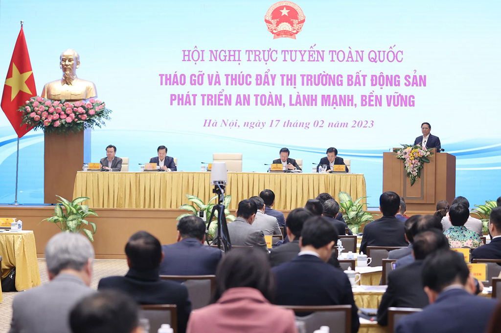 Nhìn lại thị trường bất động sản nửa đầu năm 2023